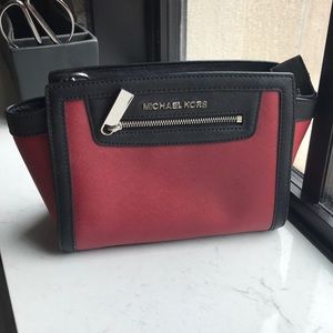 Michael Kors crossbody bag